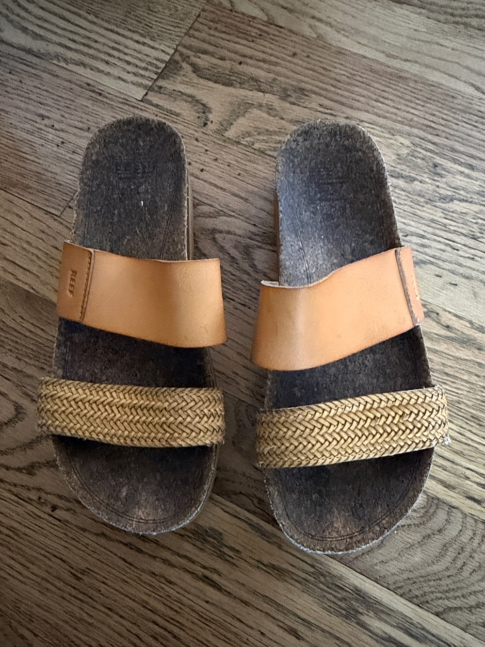 Reef Women's Cushion Vista Hi Sandals in Tan, Sz 8 - Picture 3 of 8